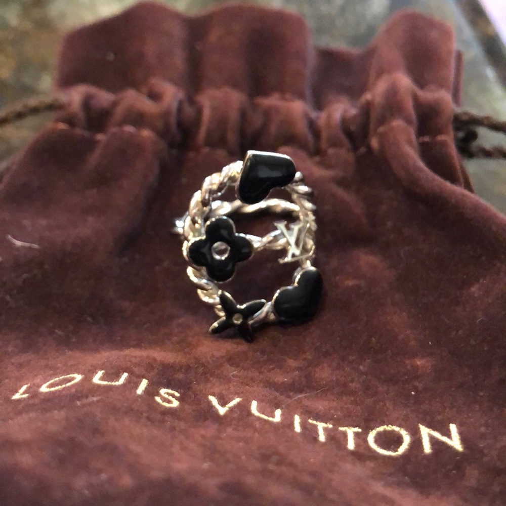 Authentic Louis Vuitton Berg Sweet Ring